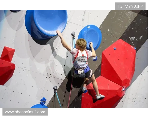 广州攀岩队与成都攀岩队赛后复盘力量对决的精彩瞬间与启示 广州攀岩队与成都攀岩队赛后复盘力量对决的精彩瞬间与启示