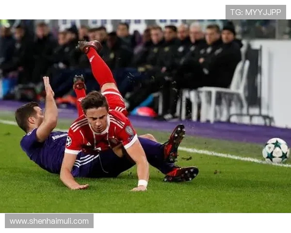 卡拉巴赫与罗马激战正酣比分悬念不断精彩瞬间回顾 卡拉巴赫与罗马激战正酣比分悬念不断精彩瞬间回顾