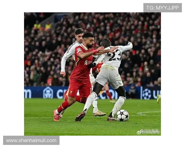 曼联与利物浦激战正酣视频直播精彩瞬间不容错过