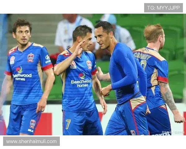 米尔顿凯恩斯对阵维尔港的精彩较量与战术分析 米尔顿凯恩斯对阵维尔港的精彩较量与战术分析