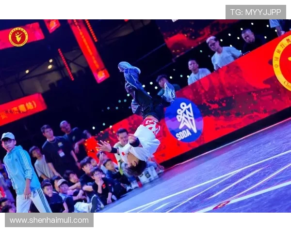 南京街舞团队协作实力大比拼创新高引领街舞新潮流